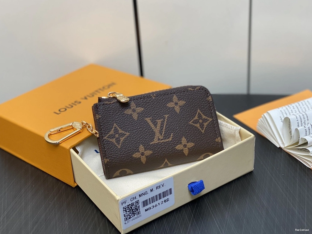 Cheap VUITTON WALLET-11*7*1.5cm Noa LOUIS 0710